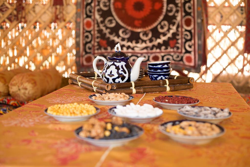 Advantage Hotel Самарканд Экстерьер фото